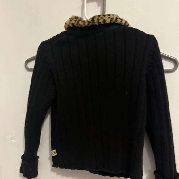 Girl's size 4 Leopard and Black Knit Sweater by Gymboree - Picture 2 of 3